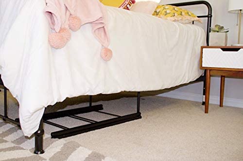 Blanket Ladder - Modern Rustic Decorative Metal Leaning Ladder Rack - 5 ft Tall Towel Drying and Display Rack, Quilt and Blanket Display Ladder - Image 7